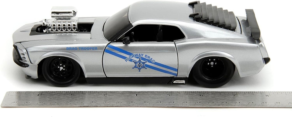 Big Time Muscle 1:24 1970 Ford Mustang Boss 429 Die-Cast Car, Toys for Kids and Adults(Silver/Blue Stripes)