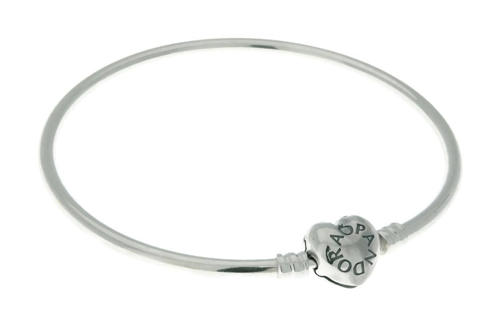 PANDORA Bangle in Sterling Silver with Heart-Shaped Clasp. Size: 17cm/6.7 Inches - 596268-17