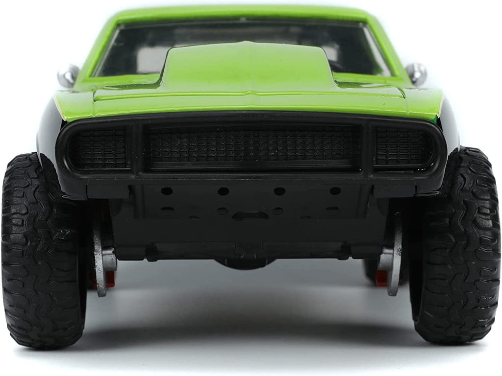 Teenage Mutant Ninja Turtles 1:24 1967 Chevy Camaro Die-cast Car & 2.75" Raphael Figure, Toys for Kids and Adults