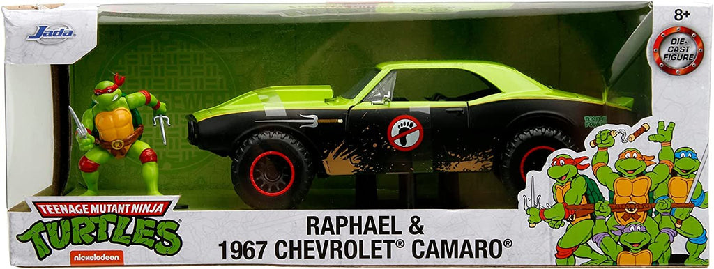 Teenage Mutant Ninja Turtles 1:24 1967 Chevy Camaro Die-cast Car & 2.75" Raphael Figure, Toys for Kids and Adults