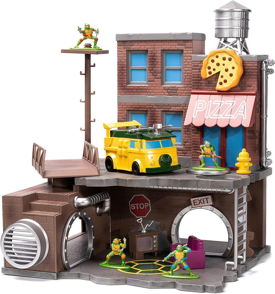 Teenage Mutant Ninja Turtles Turtle Lair Nano Scene w/ 1.65" Die-Cast Collectible Figures, Toys for Kids and Adults