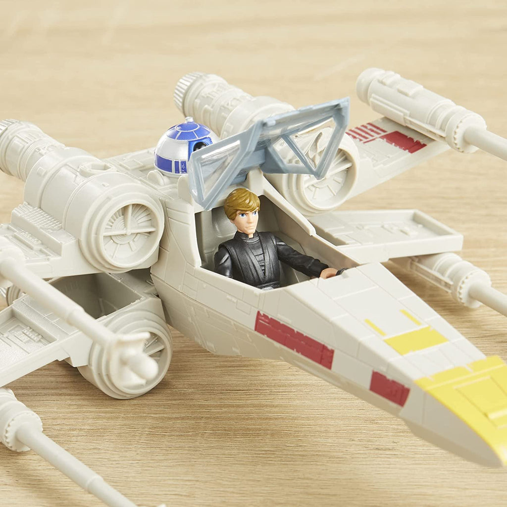 Star Wars Mission Fleet Stellar Class Luke Skywalker & Grogu X-Wing Jedi Search & Rescue 2.5-Inch-Scale Figure and Vehicle, Ages 4 and Up