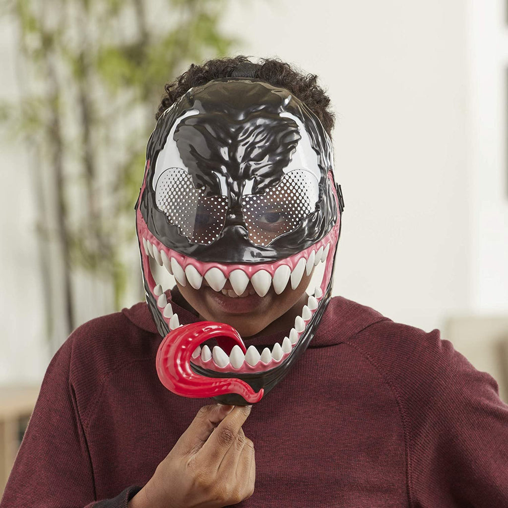 Spider-Man Marvel’s Maximum Venom, Venom Mask Role Play Toy, Lever-Activated Swinging Tongue Feature, Adjustable Strap, for Kids Ages 4 and Up