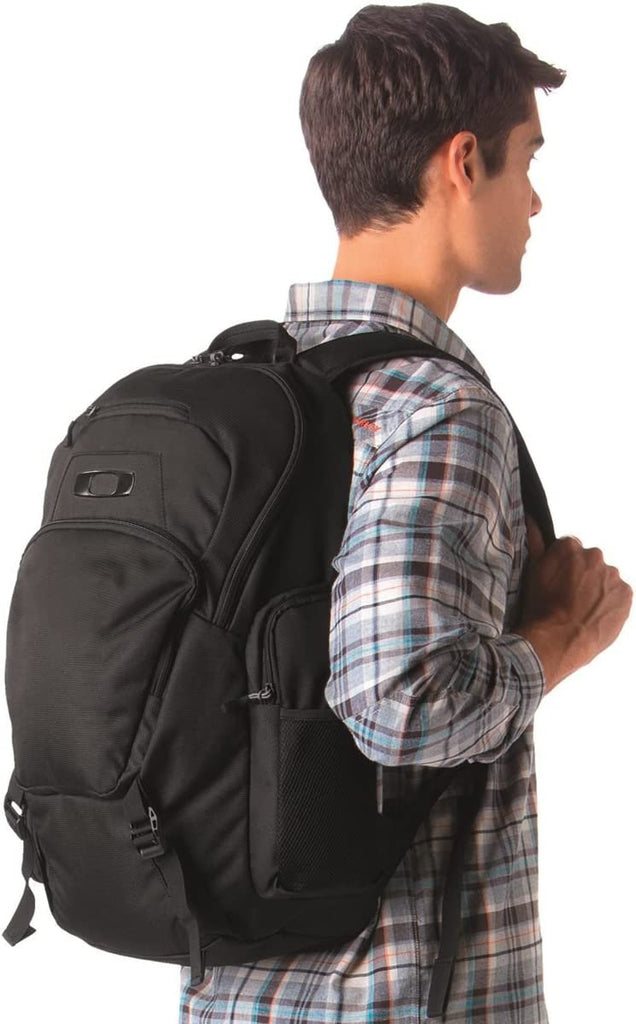 Oakley Blade 30L Backpack, Blackout