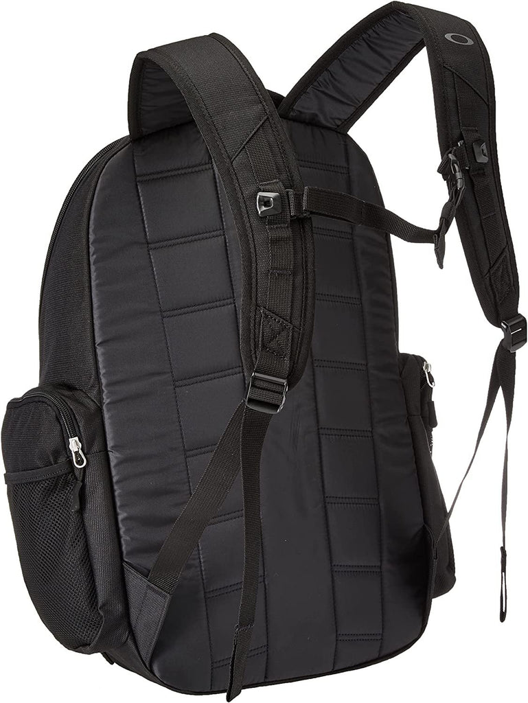 Oakley Blade 30L Backpack, Blackout